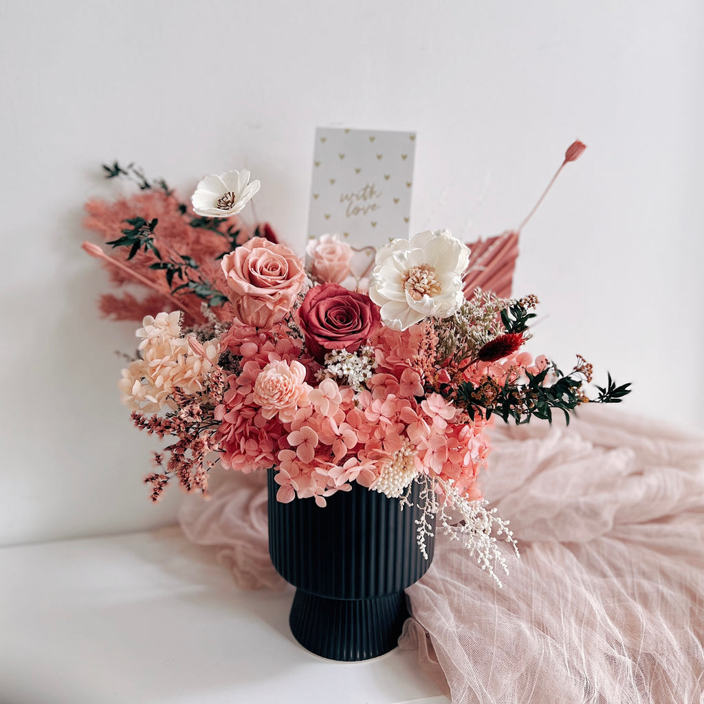 Everlasting Nordic Vase Arrangement Cedar Flower Decoration First