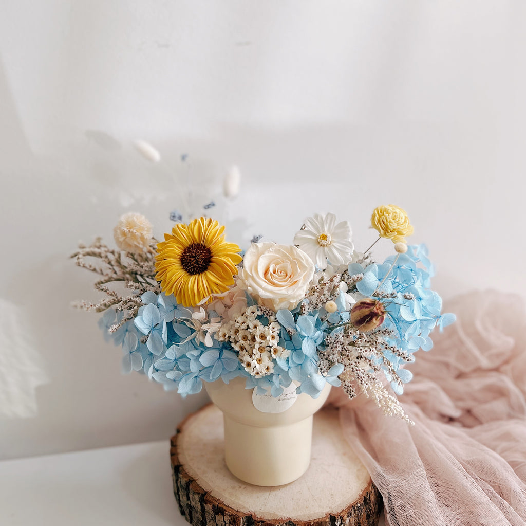 Everlasting Nordic Vase Marmalade Floral Decoration First Sight SG