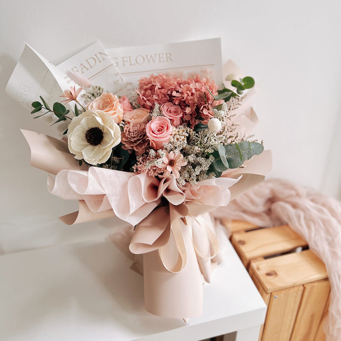 Everlasting Love Premium Deluxe - Roseate Dawn
