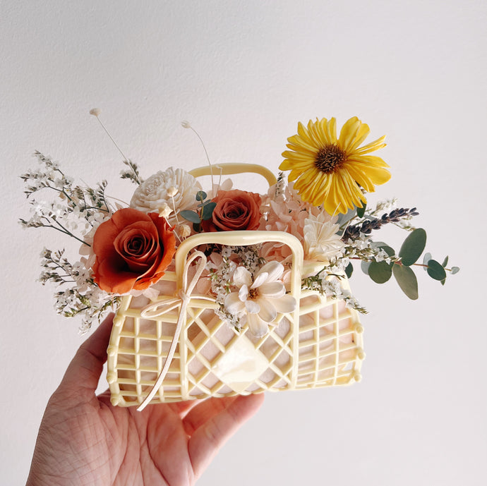 Everlasting Sun Jellies Mini Flower Basket