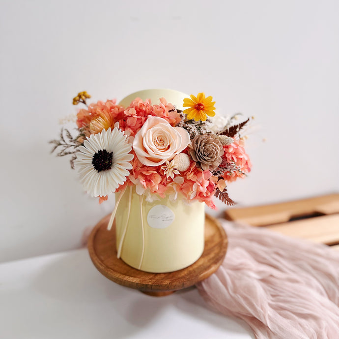 Everlasting Love Grande Premium Bloom Box - Sunrise