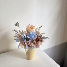 [New] Everlasting Nordic Vase Arrangement - Bubbly