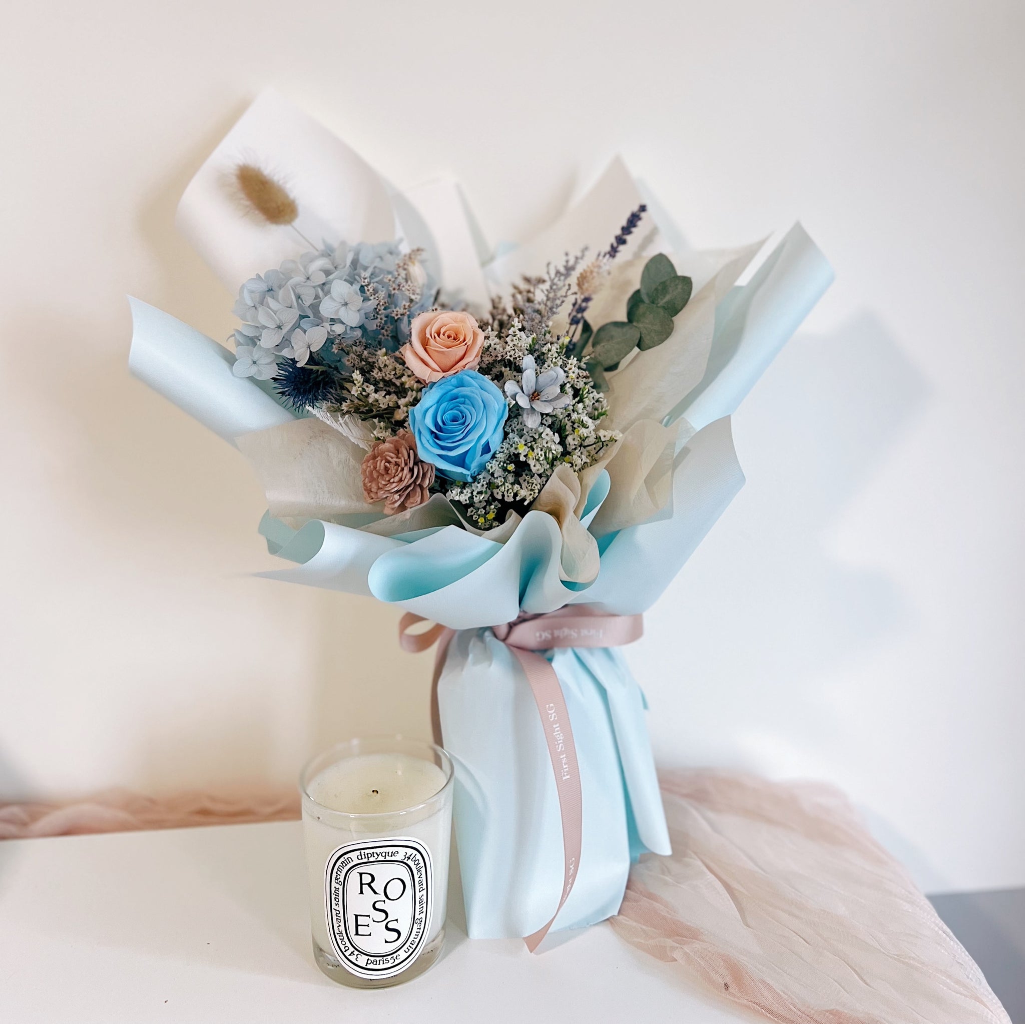 Everlasting Flower Bouquet Regular - Blue | Pretty Preserved Flowers ...
