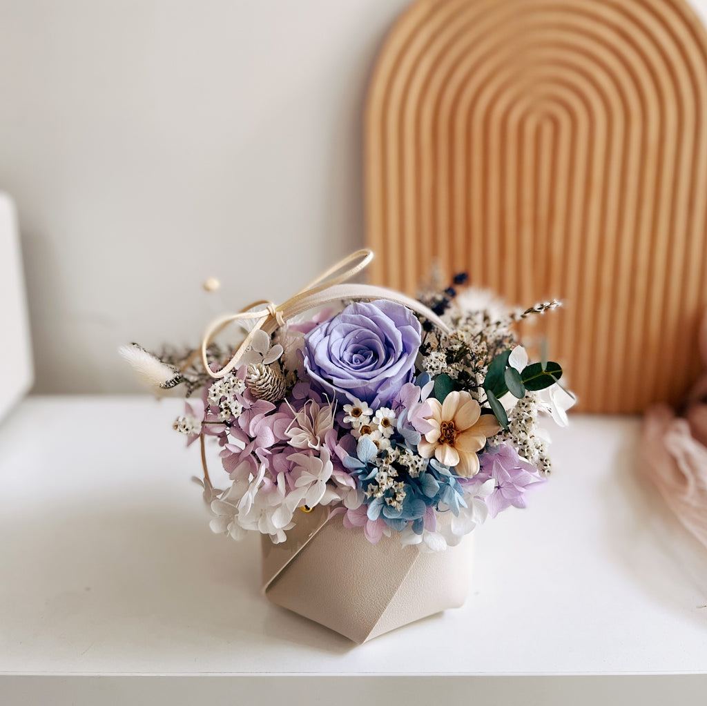 Preserved Flowers Arrangement Pretty Flowers Gifts First Sight SG